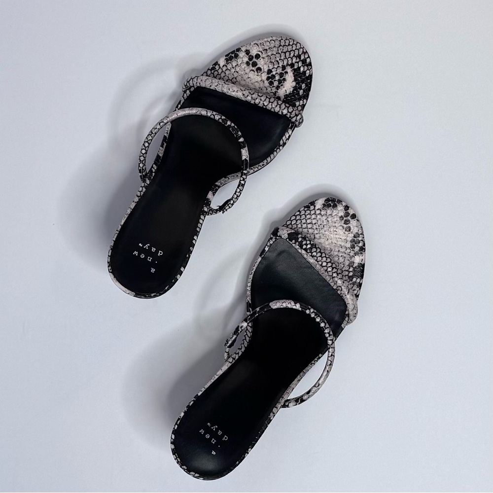 Snakeskin Patterned Women's Sandals
